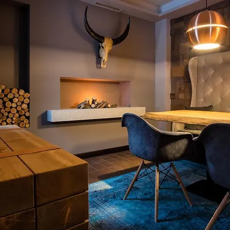 Hotel 6ato & Wellnes