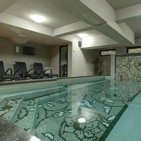 Hotell 6ato & Wellnes