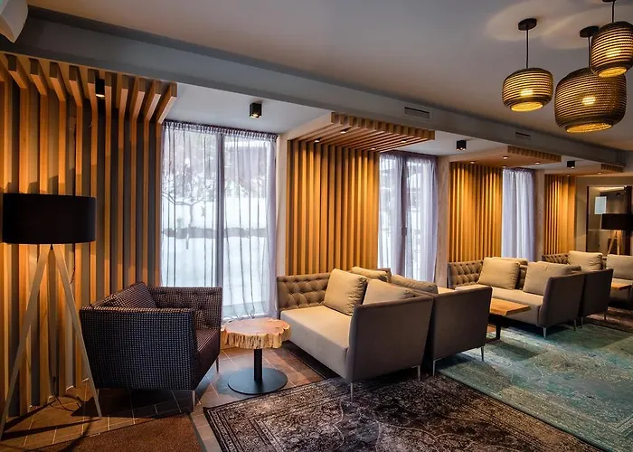 Hotel 6ato & Wellnes