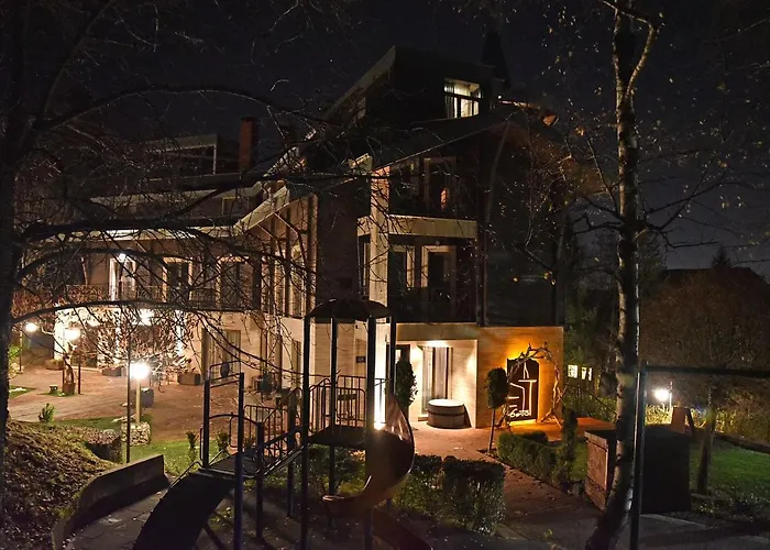 Hotel 6ato & Wellnes