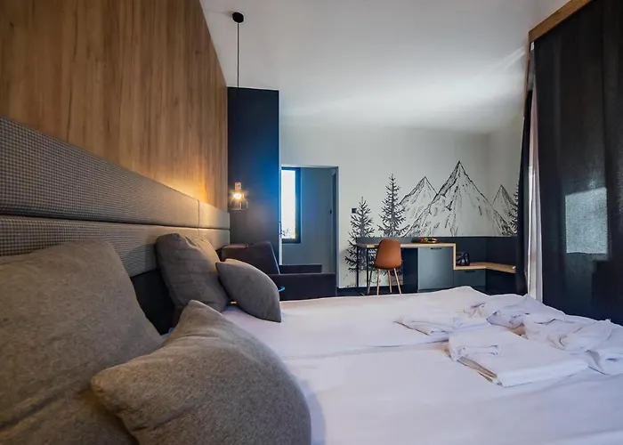 6ato & Wellnes Hotel