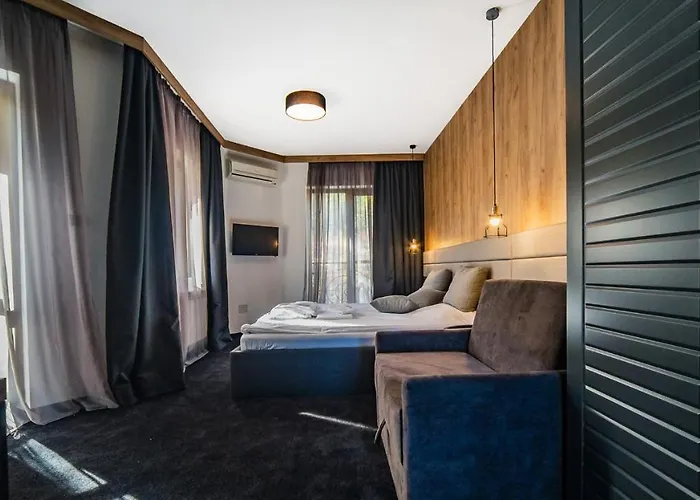 6ato & Wellnes Hotel