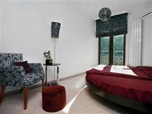 Hotel 6ato & Wellnes 4*