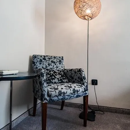 Hotel 6ato & Wellnes