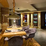 Hotell 6ato & Wellnes Sofia